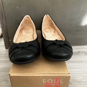 Soul Naturalizer Flats